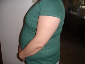 DSC00973 Green maternity shirt