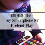 Looking for toddler gift ideas? This toy smartphone is fun for pretend play!