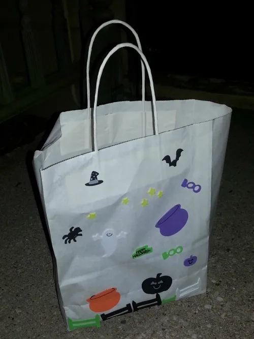 Hobgoblin Boo bag on porch #shop