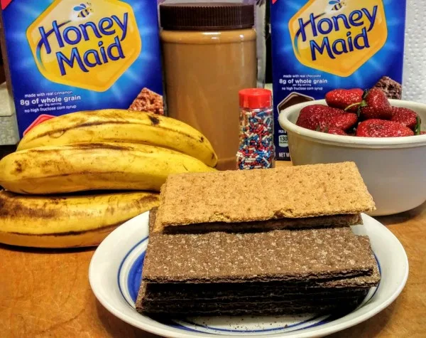 Honey Maid graham cracker sandwich ingredients