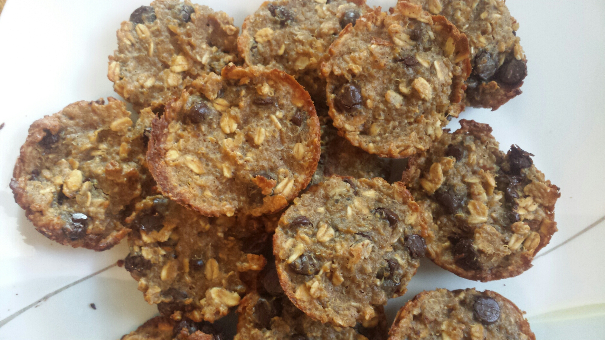 Chocolate chip peanut butter quinoa cookies