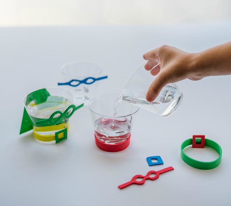 Do your kids love pretending to be a superhero? This Superhero Water game is a fun kids activity that will help teach units of measurement as they pour water. It also encourages creativity as they add super powers. This learning game is loads of fun and simple to set up.