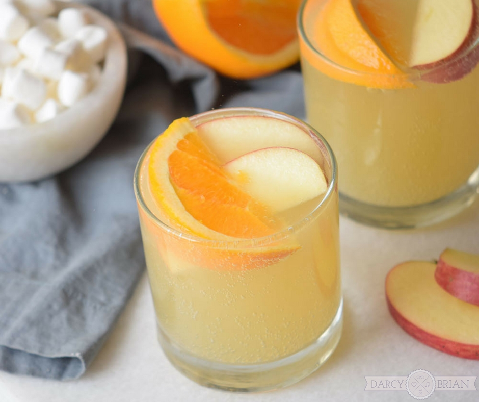 Make this delicious apple cider fizzie drink recipe in your crock pot.