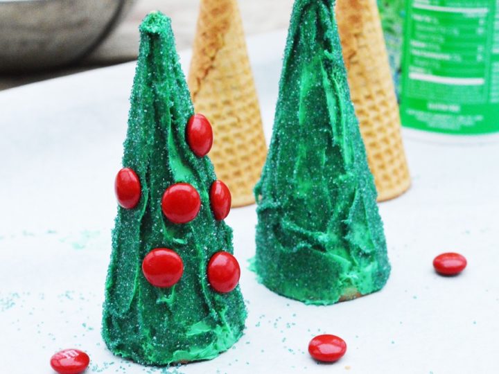 Edible Christmas Craft for Kids: Christmas Tree Cones