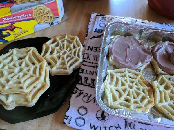How to make an icebox cake with Eggo waffles