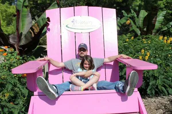 Big pink chair photo opp at Rotary Botanical Gardens