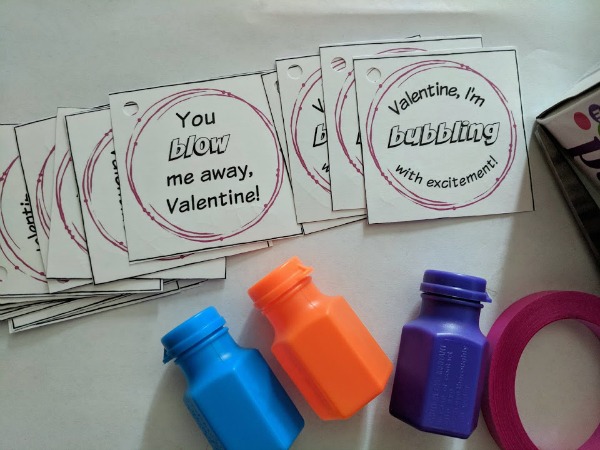 Fun bubbles valentines for preschool