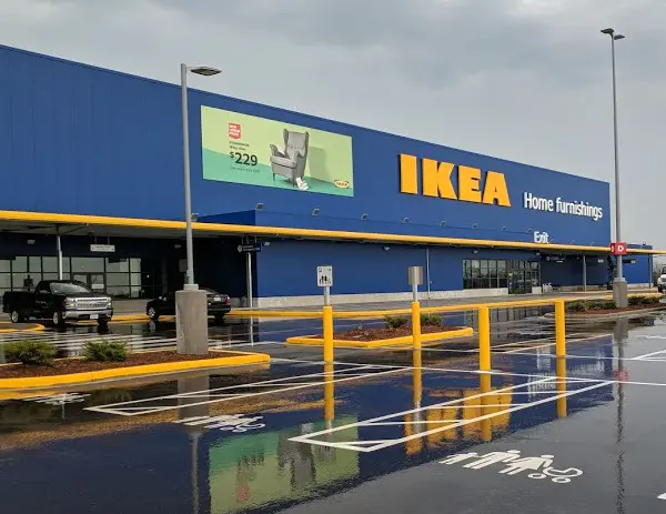 Front of the IKEA store in Oak Creek Wisconsin
