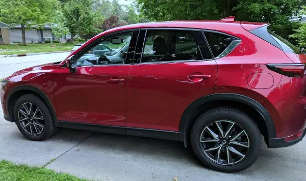Exterior of the 2018 Mazda CX-5 Grand Touring before taking a road trip.