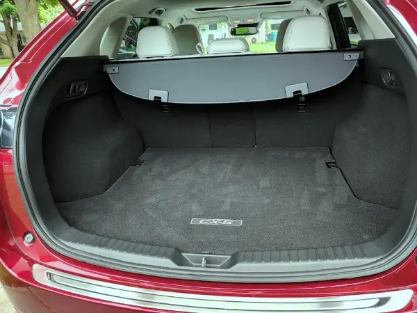 Trunk space of the 2018 Mazda CX-5 Grand Touring.