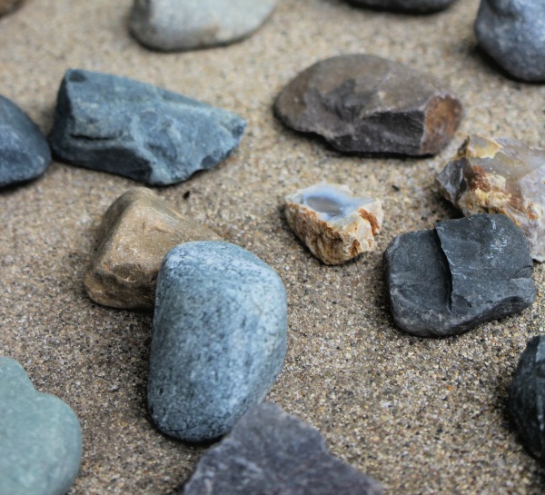 Assorted rocks spread out