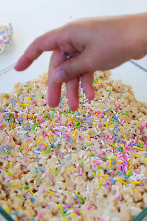 When to add sprinkles to unicorn rice crispy treats