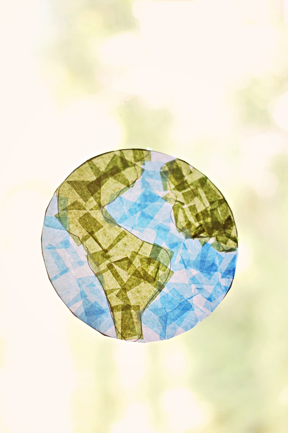 Easy Earth Suncatcher Craft for Kids Free Printable Template